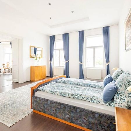 Charming Spacious Apartment Wien Eksteriør billede